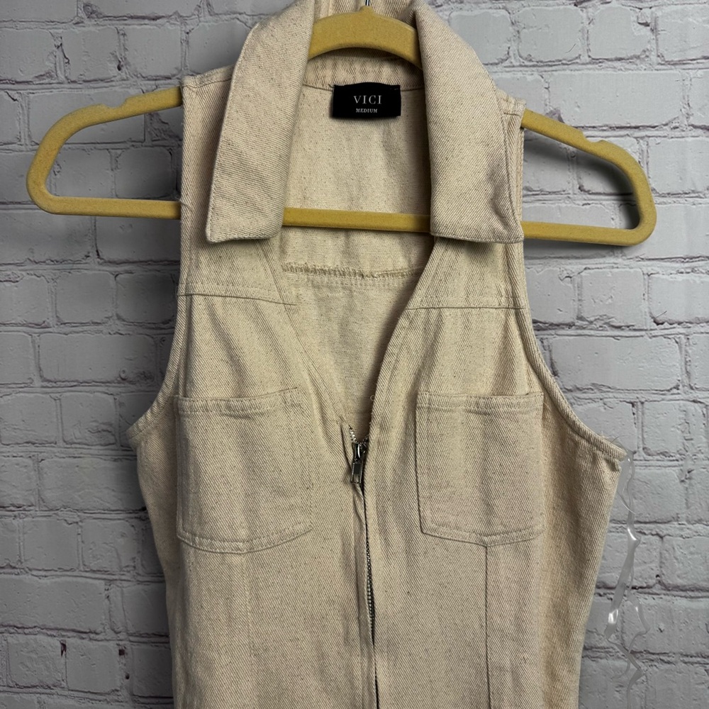 Vici neutral beige safari zip up sleeveless mini dress medium bodycon retro chic - Picture 3 of 7
